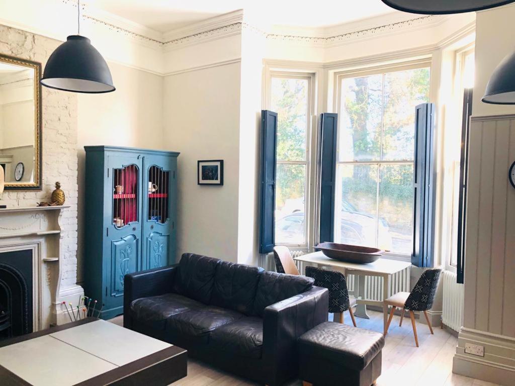 Seaside Escape - Gorgeous 2 Bed Apartment In St-Leonards-On-Sea Χέιστινγκς Εξωτερικό φωτογραφία