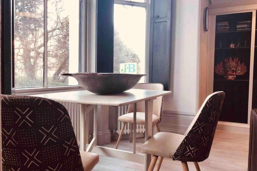 Seaside Escape - Gorgeous 2 Bed Apartment In St-Leonards-On-Sea Χέιστινγκς Εξωτερικό φωτογραφία